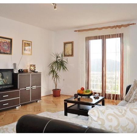 Nice View Apartment Ivanica Buitenkant foto